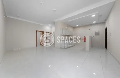 Apartment - 2 Bedrooms - 2 Bathrooms for rent in Street 871 - Al Duhail South - Al Duhail - Doha