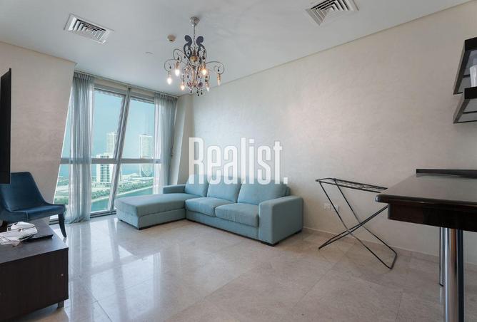 982715 - Property Image 2