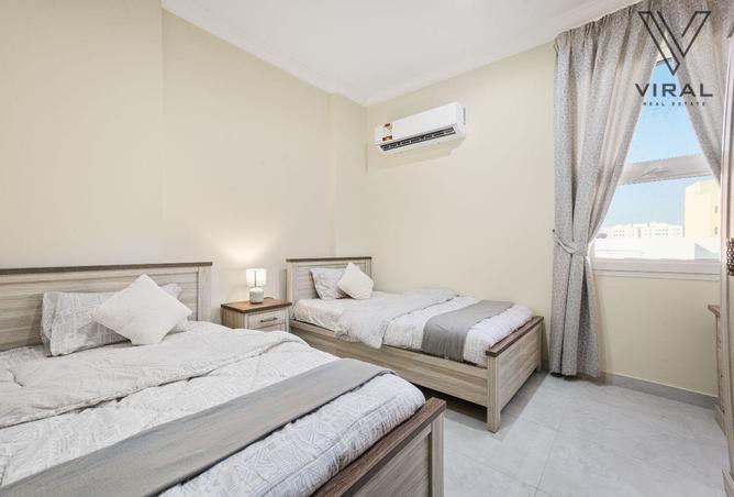 967252 - Property Image 3