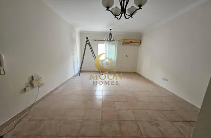 Apartment - 3 Bedrooms - 3 Bathrooms for rent in Old Airport Road - Doha
