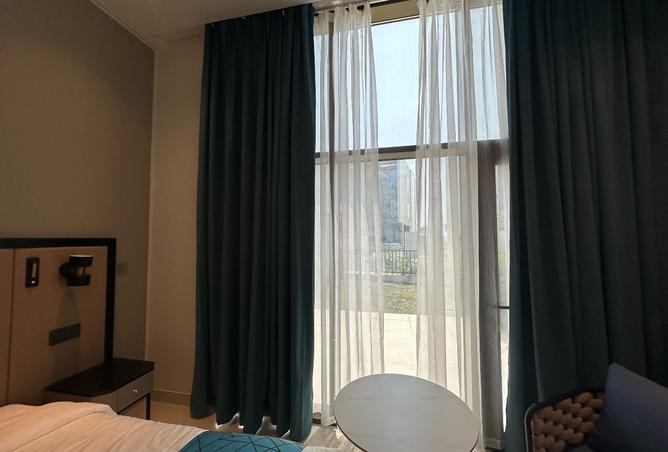 957442 - Property Image 3