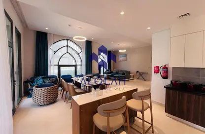 Apartment - 2 Bedrooms - 4 Bathrooms for rent in La Plage - The Pearl Island - Doha