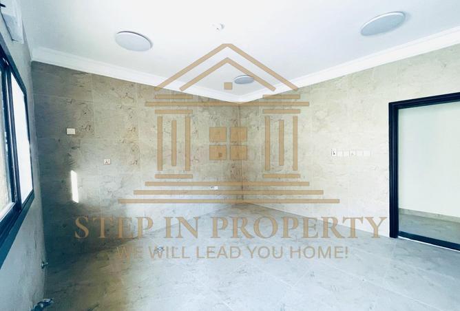 950468 - Property Image 3