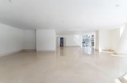 Retail - Studio - 1 Bathroom for rent in Al Salam Tower - Corniche Road - Corniche Road - Doha