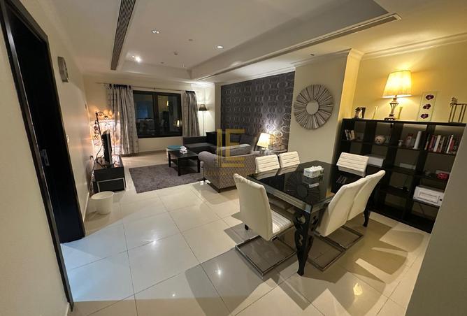 860767 - Property Image 2