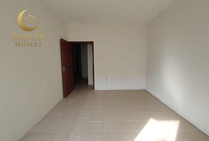 1001250 - Property Image 2