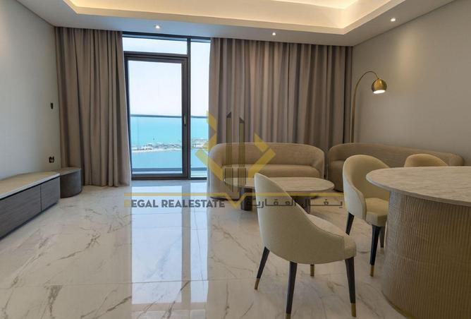 989714 - Property Image 2