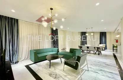 Apartment - 3 Bedrooms - 5 Bathrooms for rent in Floresta Gardens - Floresta Gardens - The Pearl Island - Doha