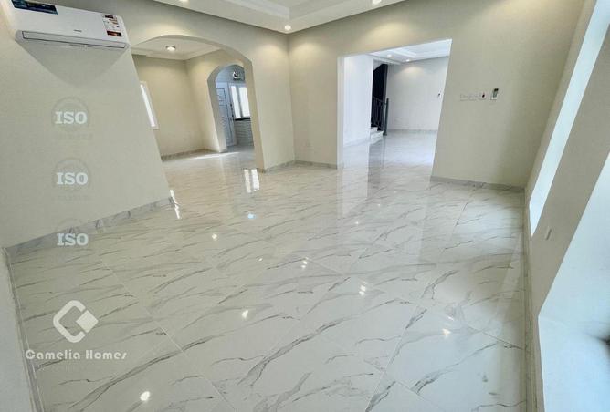 993248 - Property Image 2