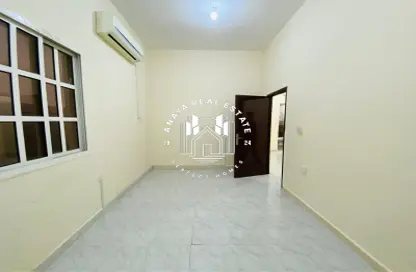 Apartment - 2 Bedrooms - 1 Bathroom for rent in Ain Khaled - Doha