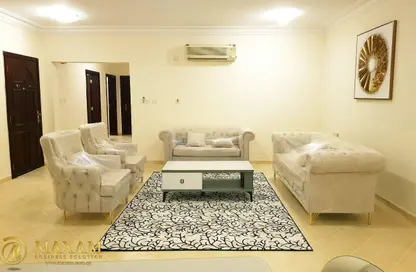 Compound - 3 Bedrooms - 2 Bathrooms for rent in Old Airport Road - Old Airport Road - Doha