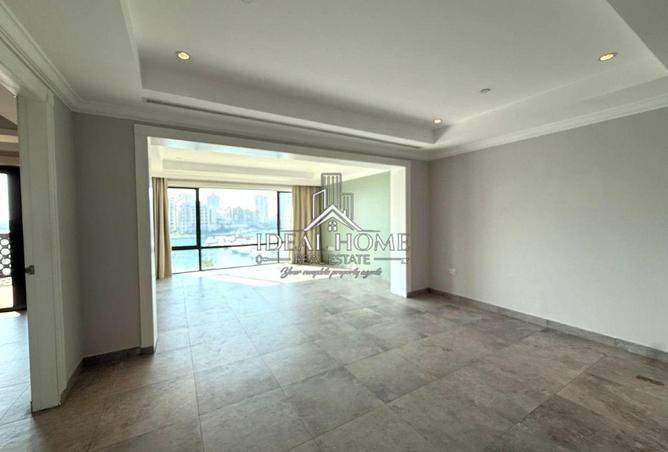 986548 - Property Image 2
