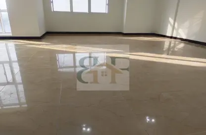 شقة - 2 غرف نوم - 2 حمامات للايجار في شارع السد - السد - الدوحة