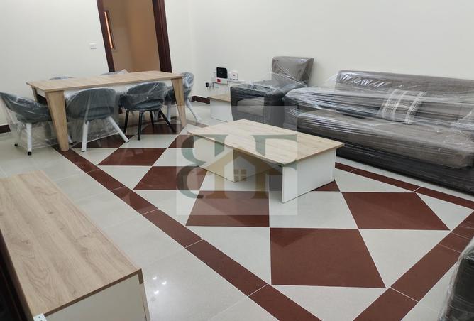 987611 - Property Main Image