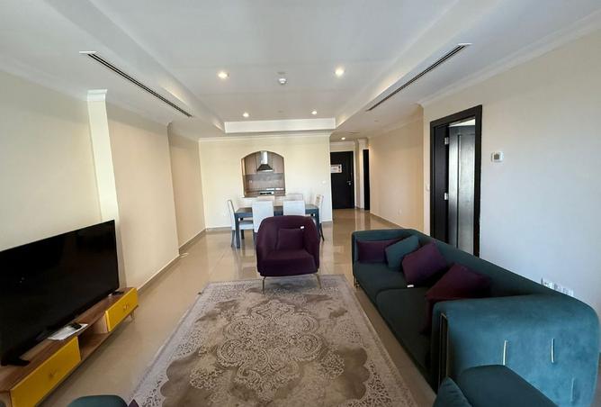 933398 - Property Image 2
