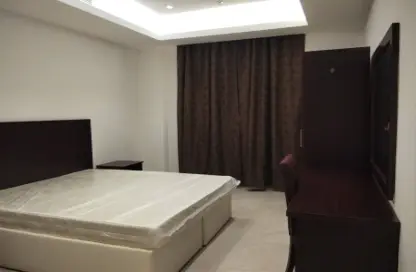 Apartment - 2 Bedrooms - 2 Bathrooms for rent in Umm Ghuwalina - Umm Ghuwailina - Doha