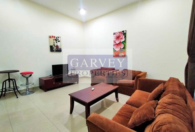 975693 - Property Main Image