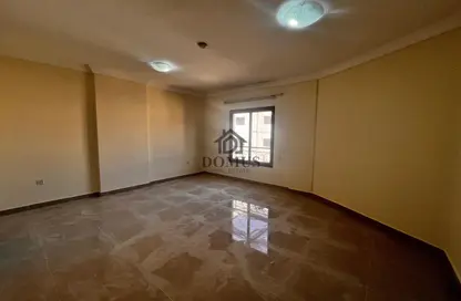 Apartment - 3 Bedrooms - 3 Bathrooms for rent in Anas Street - Fereej Bin Mahmoud North - Fereej Bin Mahmoud - Doha