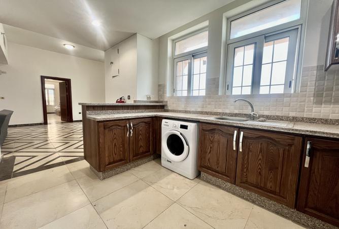937823 - Property Image 3