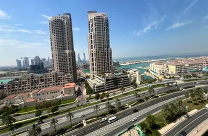 Apartment - 2 Bedrooms - 3 Bathrooms for rent in Tower 9 - Porto Arabia - The Pearl Island - Doha