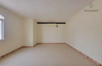 Apartment - 2 Bedrooms - 2 Bathrooms for rent in Al Mansoura - Al Mansoura - Doha