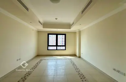 Apartment - 1 Bedroom - 2 Bathrooms for rent in East Porto Drive - Porto Arabia - The Pearl Island - Doha