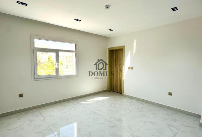 963334 - Property Image 3