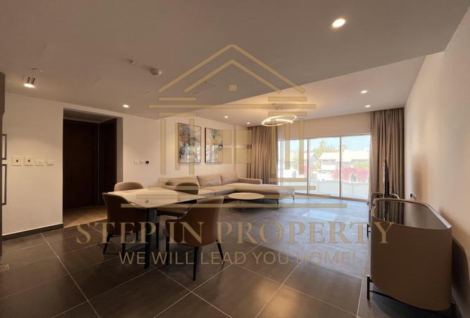 943411 - Property Image 2