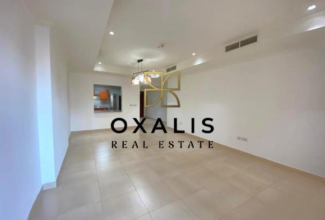 999289 - Property Image 2