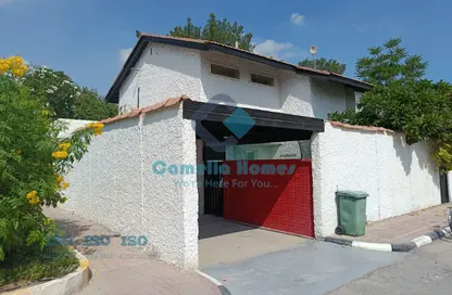 Compound - 3 Bedrooms - 4 Bathrooms for rent in Muntazah 7 - Al Muntazah - Doha