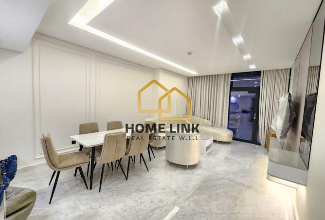 977443 - Property Image 2