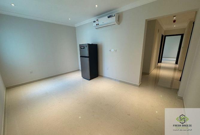 908259 - Property Image 2