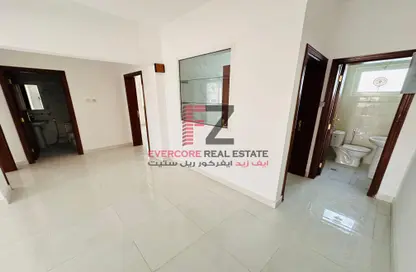 شقة - 3 غرف نوم - 2 حمامات للايجار في اللقطة - اللقطة - الدوحة