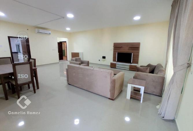 956852 - Property Image 3