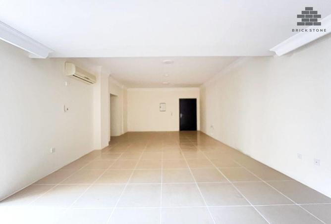 981817 - Property Image 2