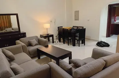 Apartment - 3 Bedrooms - 3 Bathrooms for rent in Al Zubair Bakkar Street - Al Sadd - Doha