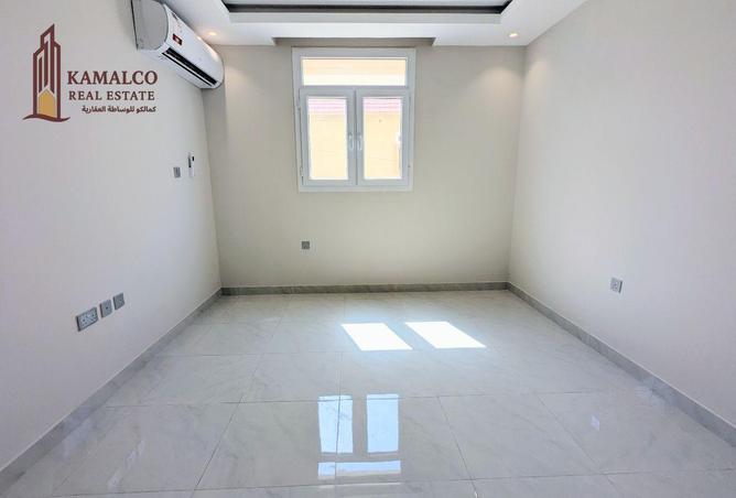 955413 - Property Main Image
