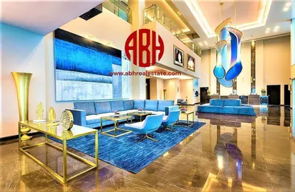 Living Room image for: Apartment - 2 Bedrooms - 3 Bathrooms for sale in Dubai  Tower - West Bay - West Bay - Doha, Image 1