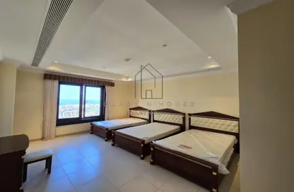 شقة - 2 غرف نوم - 3 حمامات للبيع في طريق بورتو الغربي - بورتو أرابيا - جزيرة اللؤلؤة - الدوحة