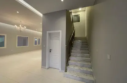 Villa - 6 Bedrooms - 6 Bathrooms for rent in Al Dana st - Muraikh - AlMuraikh - Doha