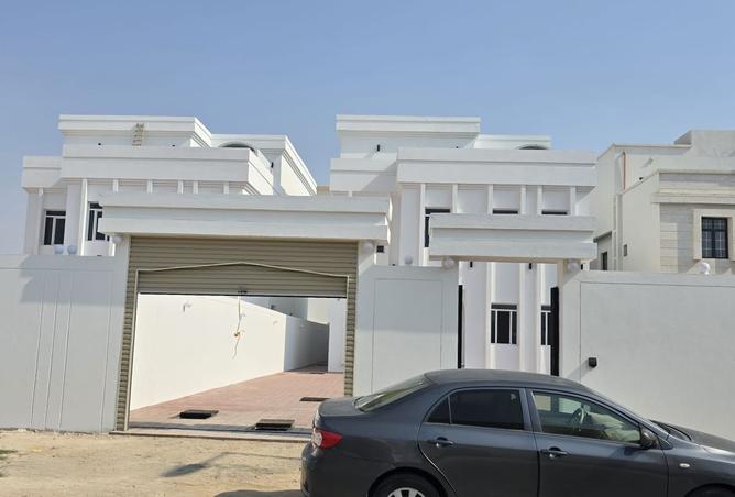 999304 - Property Image 2