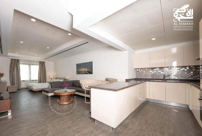 Apartment - Studio - 1 Bathroom for rent in Regency Pearl 2 - Regency Pearl 2 - The Pearl Island - Doha