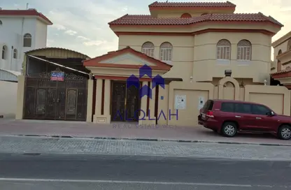 Villa - Studio - 6 Bathrooms for rent in Old Airport Road - Doha