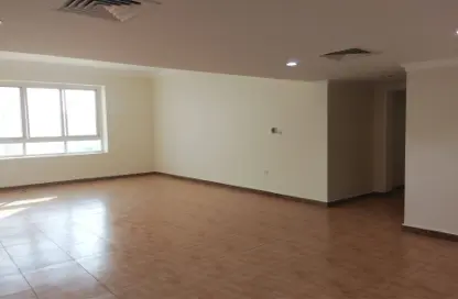 Apartment - 3 Bedrooms - 3 Bathrooms for rent in Al Najada - Doha