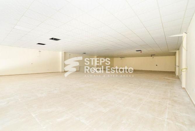 940363 - Property Image 2