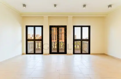 Apartment - 1 Bedroom - 2 Bathrooms for sale in Mercato - Qanat Quartier - The Pearl Island - Doha
