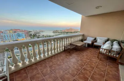 صورة لـ شرفة شقة - 3 غرف نوم - 4 حمامات للايجار في بوابة المارينا - بورتو أرابيا - جزيرة اللؤلؤة - الدوحة ، صورة رقم 1