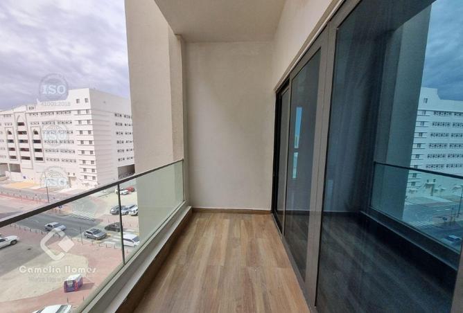 951318 - Property Image 2