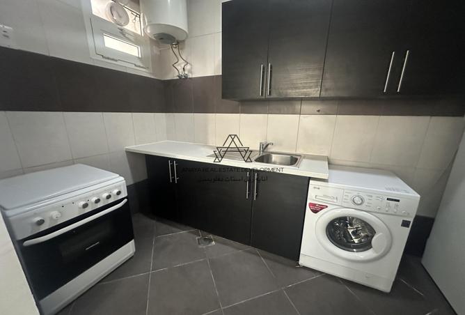 892373 - Property Image 3