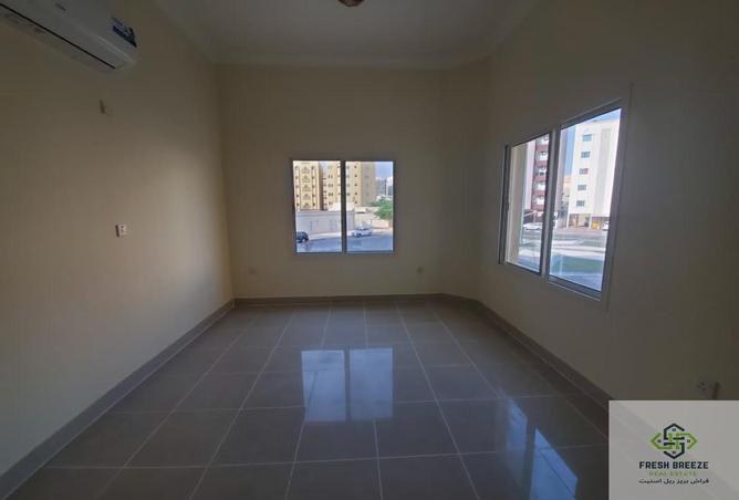 968493 - Property Image 3